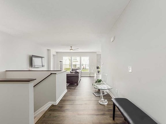 4th image of 6757 Morningside Heights Pl