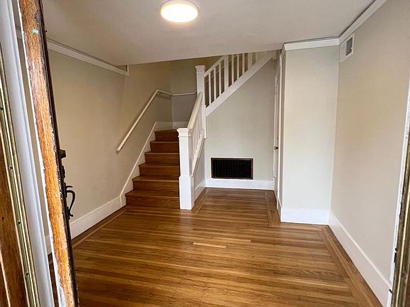 2nd image of 7825 Geary Blvd