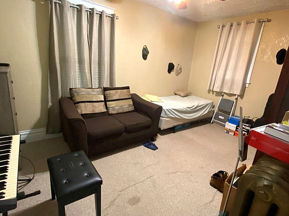 5th image of 534 Superior St