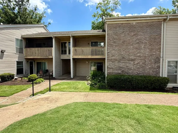 6774 Enchanted Oak Pl APT 4, Memphis, TN 38120