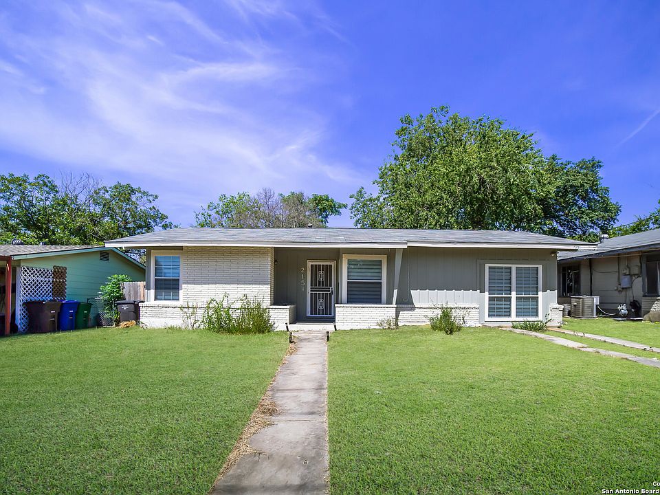 1st image of 215 HARTLINE DR