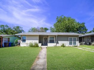 215 Hartline Dr, San Antonio, TX 78218
