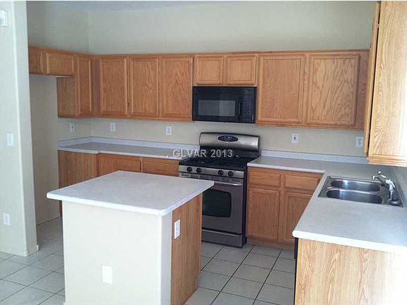 2nd image of 7425 Bouquet Canyon St