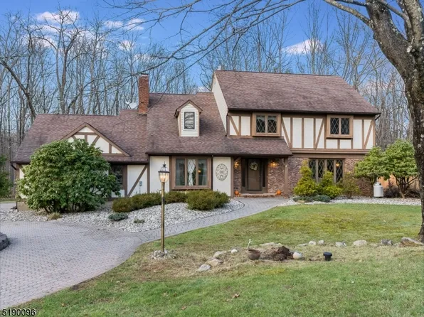 94 E Springtown Rd, Washington Twp., NJ 07853