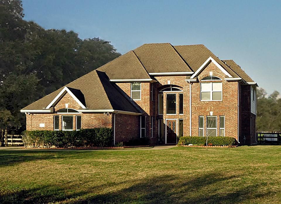1st image of 3527 Woodbine Dr