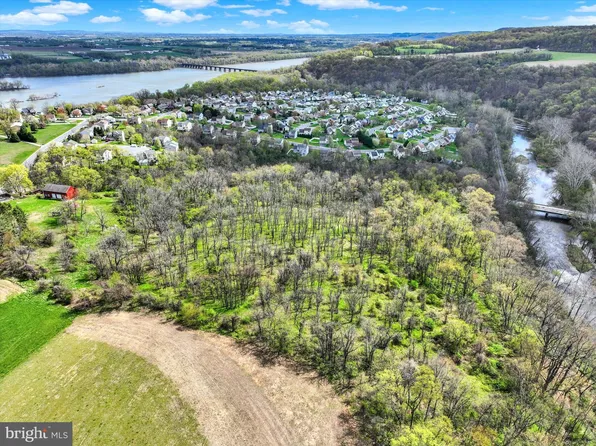 Codorus Furnace Rd, Mount Wolf, PA 17347