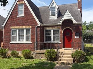 104 Oxford Pl, Saint Matthews, KY 40207