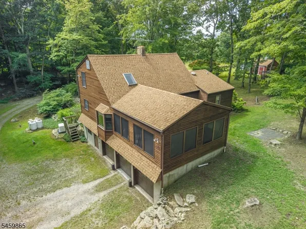 176 Henderson Rd, West Milford Twp., NJ 07460