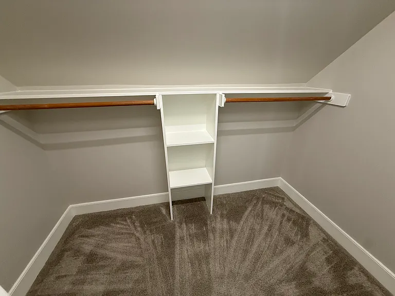 205 Tynemouth Dr — Photo 52