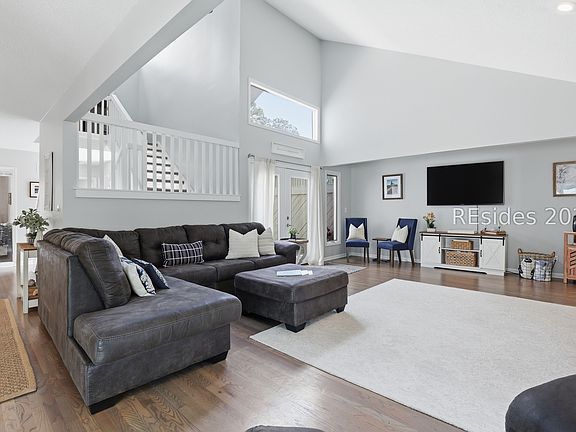 4th image of 150 Otter Rd