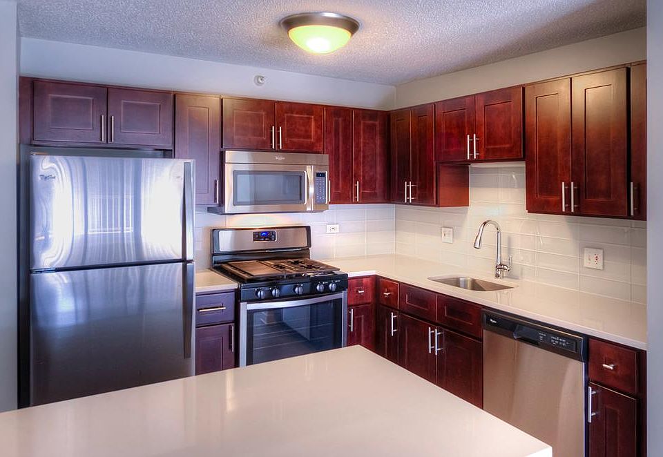 1st image of 10 E Grand Ave #1805