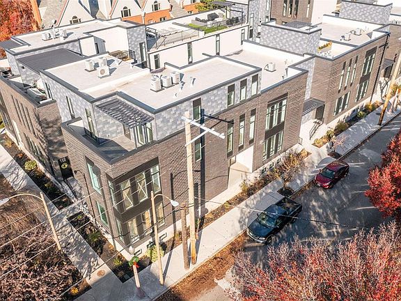 2nd image of 4101 W Pine Blvd #5