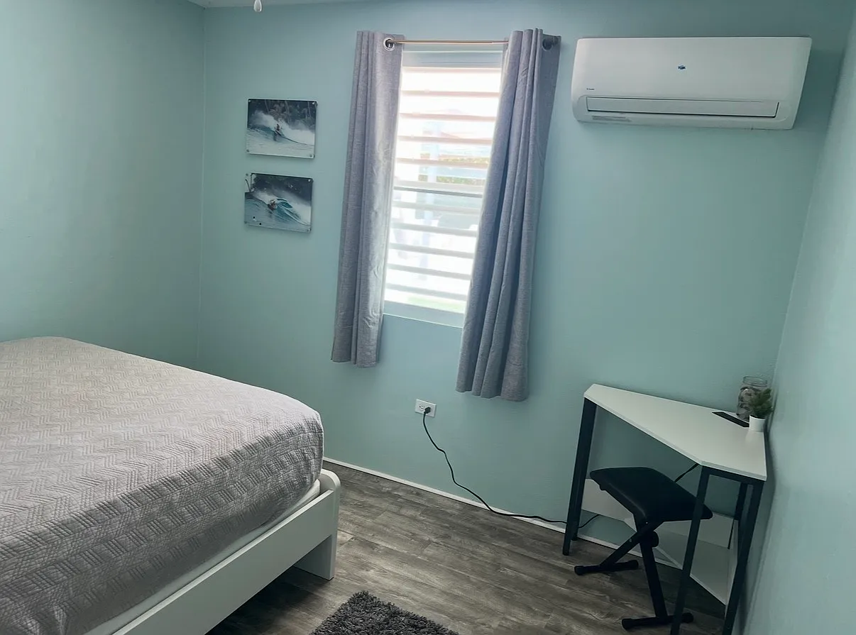2 bed, 1.5 bath, 900 sqft, $2,700 — Photo 2