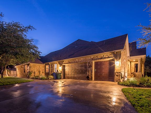 3rd image of 18708 Angel Mountain Dr
