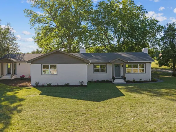 249 Ottoman Ferry Rd, Lancaster, VA 22503