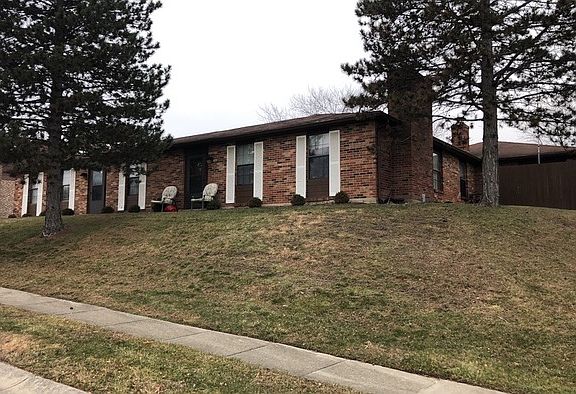 3rd image of 1439 Minstrel Dr #2