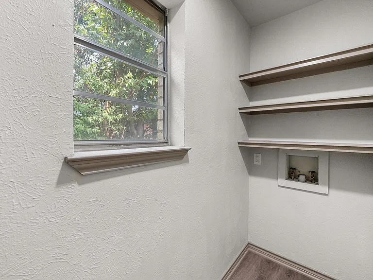 3008 Lafayette St — Photo 22