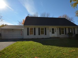 66 Barnfield Rd, Pittsford, NY 14534