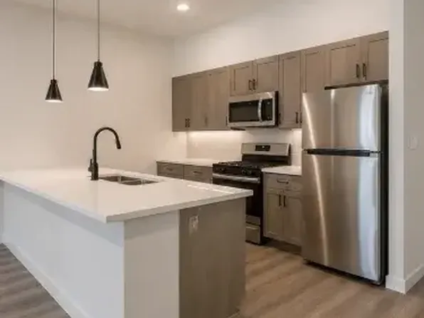 1120 W 7th St, Bonham, TX 75418