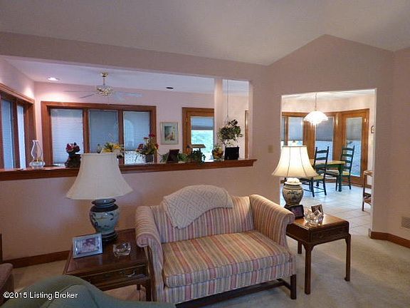 10604 Living Room 1