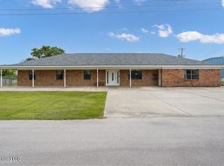 281 7th St, Biloxi, MS 39530