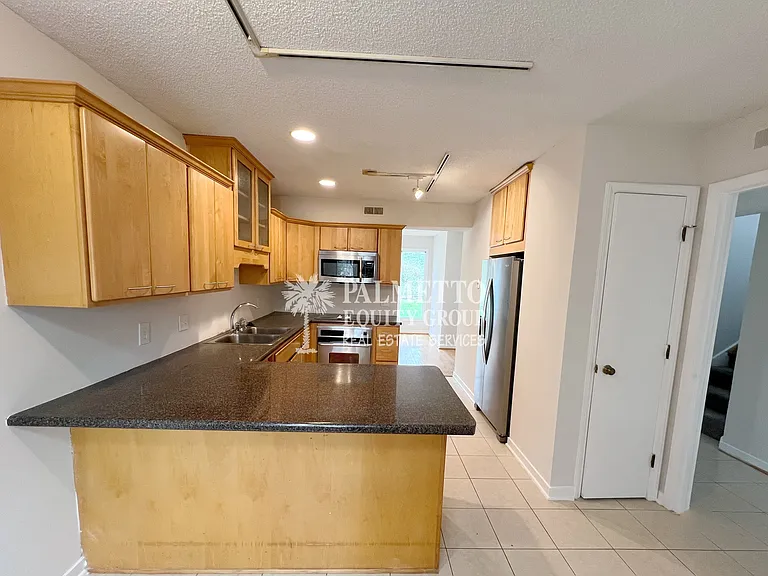 210 N Lindell Rd #E — Photo 8