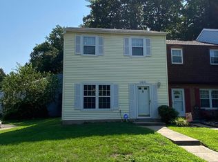 18151 Olde Port Ln, Triangle, VA 22172