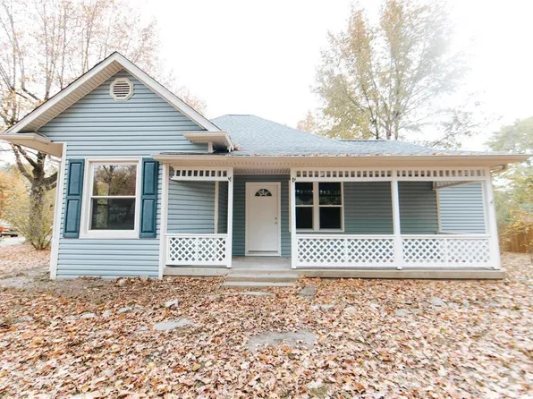 303 E James Blvd, Saint James, MO 65559