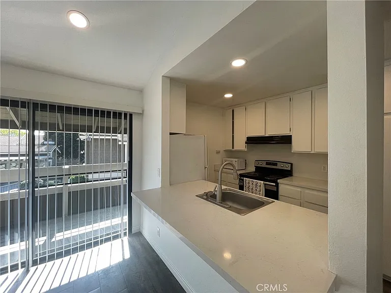 262 Streamwood — Photo 203