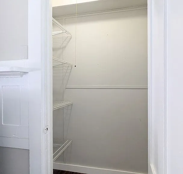 14 Cedar St — Photo 17