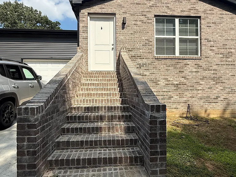 212 Wright Ave #1 — Photo 1