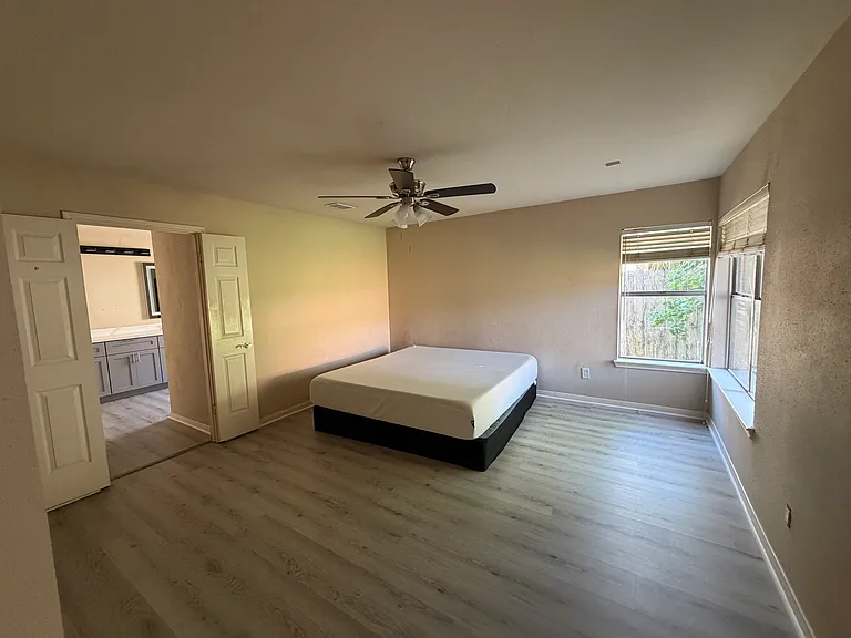 2931 Pepper Wood Dr — Photo 11