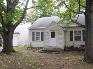 4406 Parker Rd, Hamburg, NY 14075