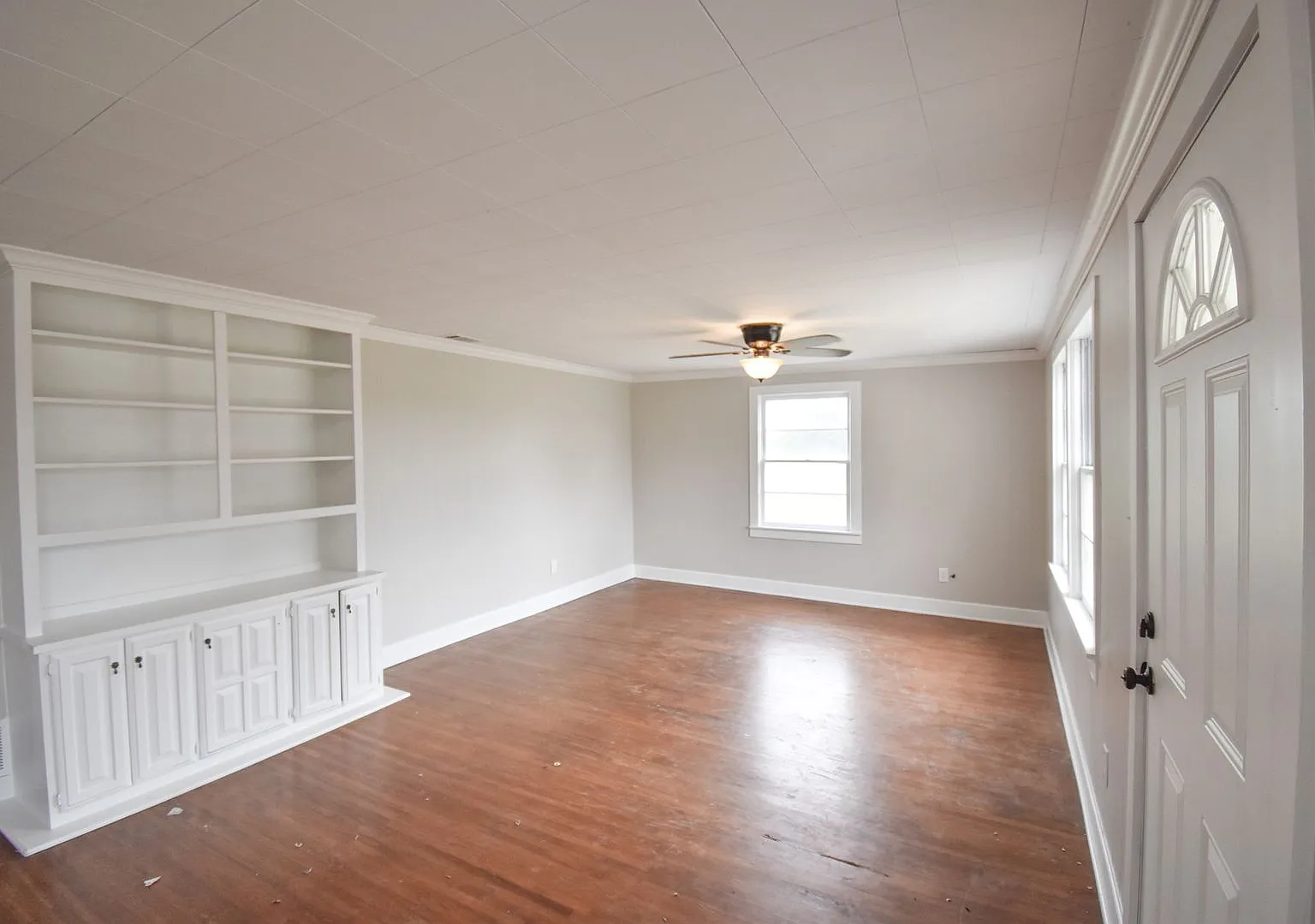 2 Bedroom 1 Bath On Acreage in Lindale ISD! — Photo 3
