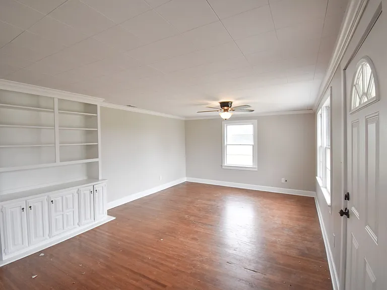 13292 State Highway 110 N — Photo 3