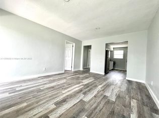 833 NW 10th St #4, Hallandale, FL 33009