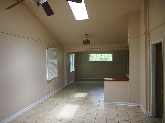3rd image of 180 Saint Jude St