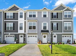 104 Pacer Dr, Hanover, PA 17331