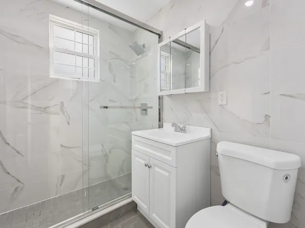 147 Bidwell Avenue image 5 of 10