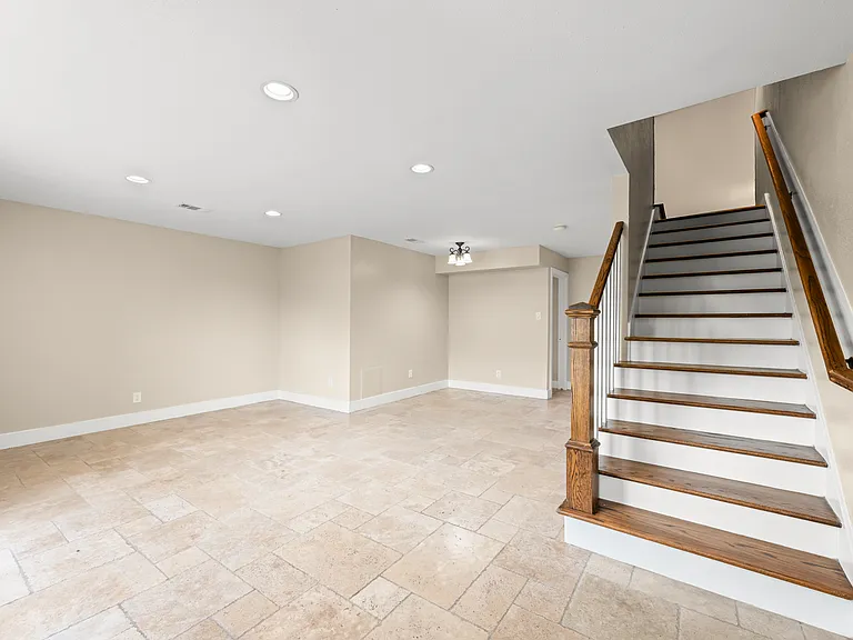 Kempwood Place Townhomes — Photo 13