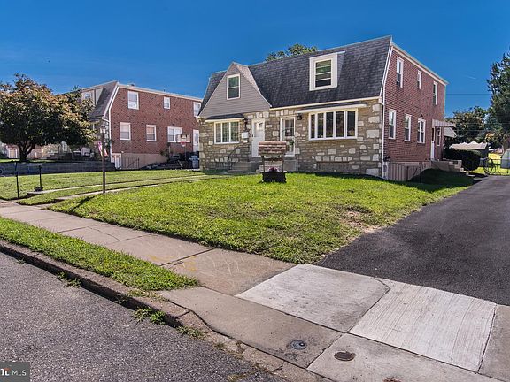 2nd image of 8617 Alicia St