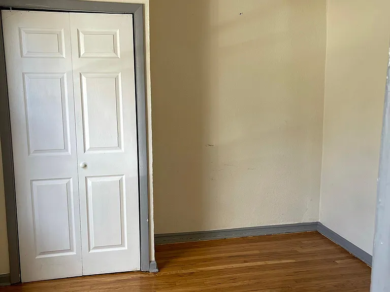 2340 Eliot St — Photo 4