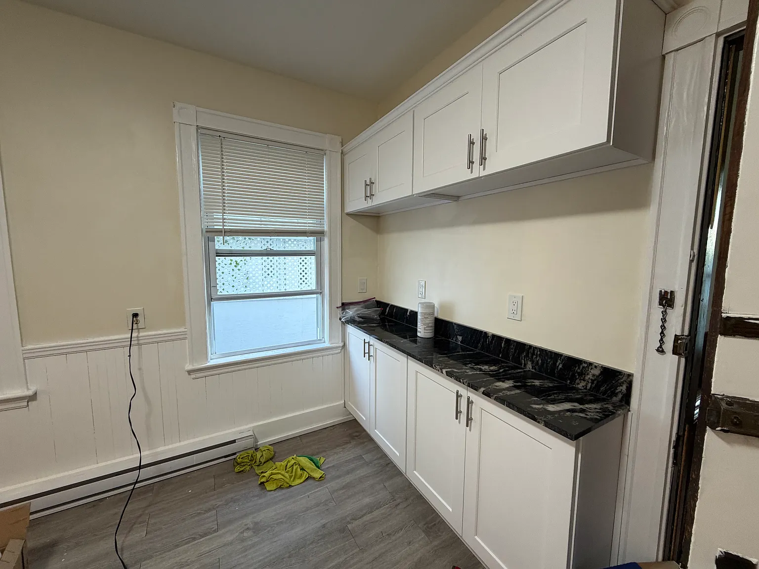 4 bed, 1600 sqft, $4,200 — Photo 2