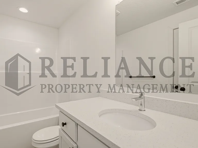 5259 N Pinecrest St — Photo 44