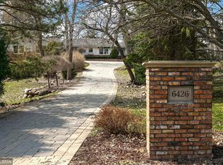 6426 Smithtown Rd, Excelsior, MN 55331