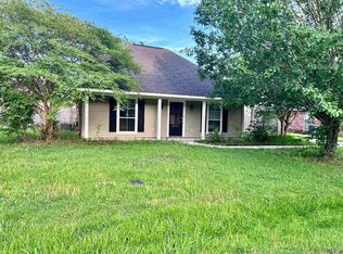 36172 Norfolk Ave, Denham Springs, LA 70706