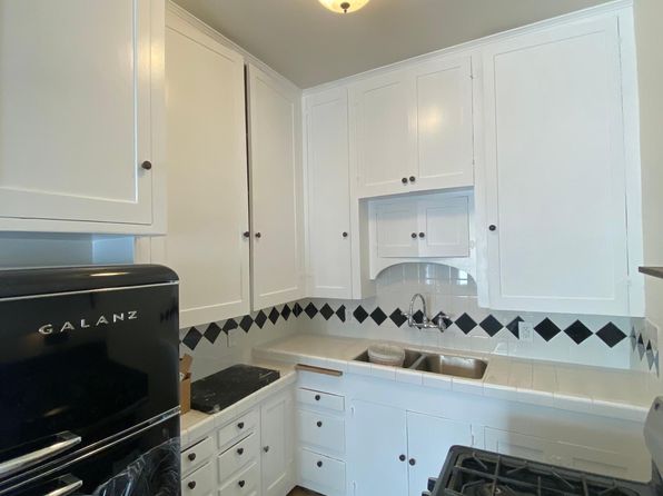 845 S Mansfield Ave #22