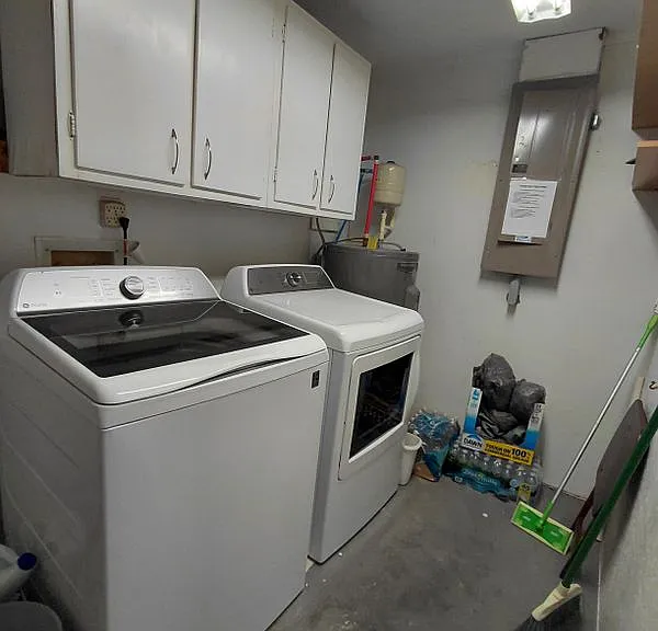 20263 Hamilton Ave — Photo 34