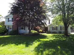 141 Eastview Dr, Windsor, CT 06095