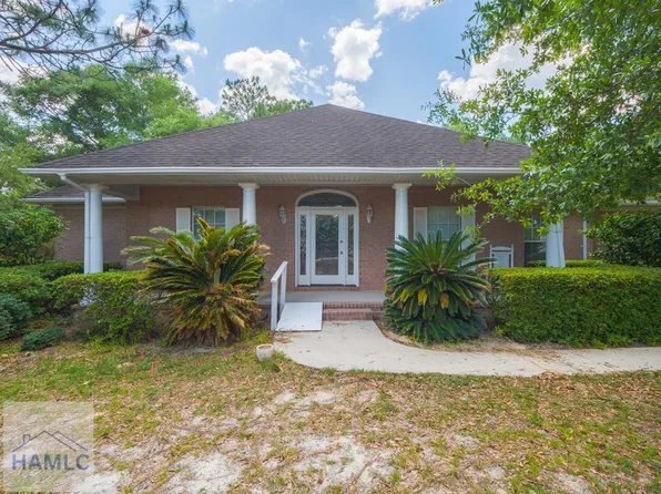 545 Cody Dr, Jesup, GA 31545